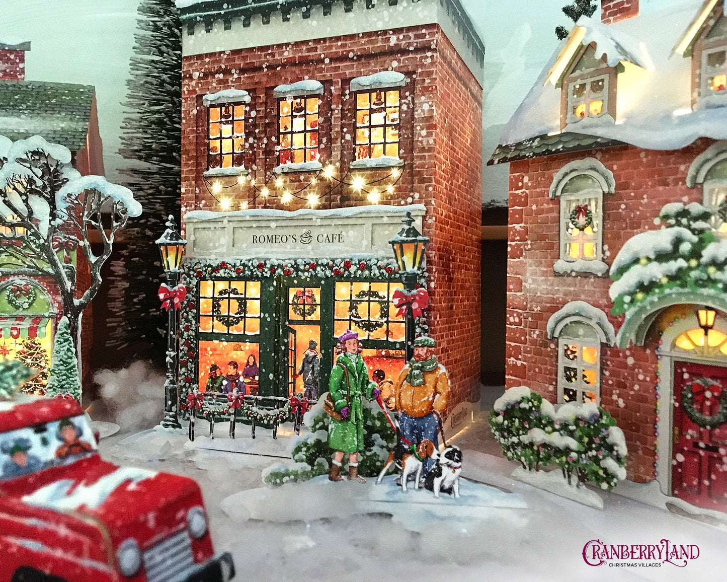 The Romeo's Café - Christmas Village House