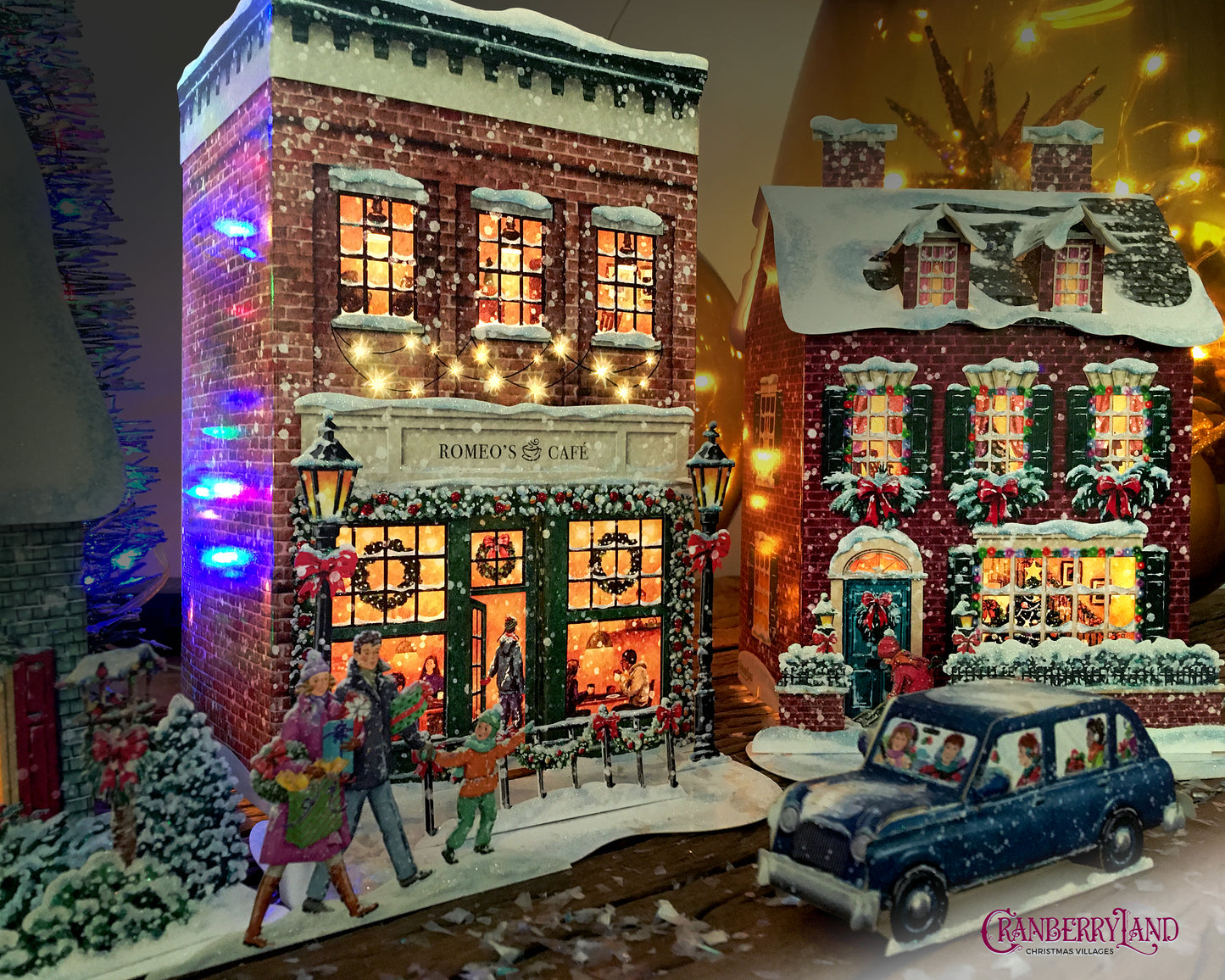 The Romeo's Café - Christmas Village House