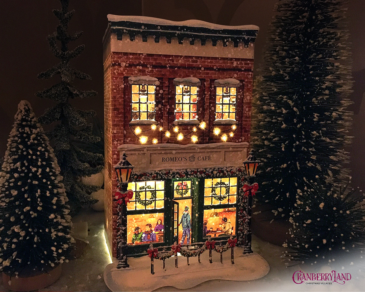 The Romeo's Café - Christmas Village House